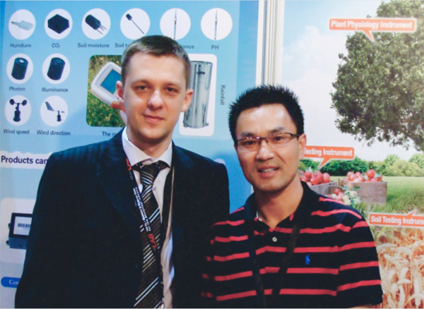 托普云農(nóng)與海外公司高層、技術(shù)研發(fā)人員進行交流合作2