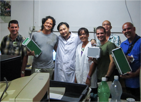 托普云農(nóng)與海外公司高層、技術(shù)研發(fā)人員進行交流合作3